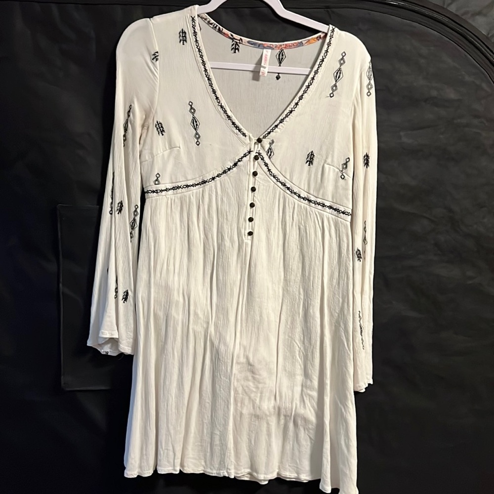 Long sleeve white bohemian dress